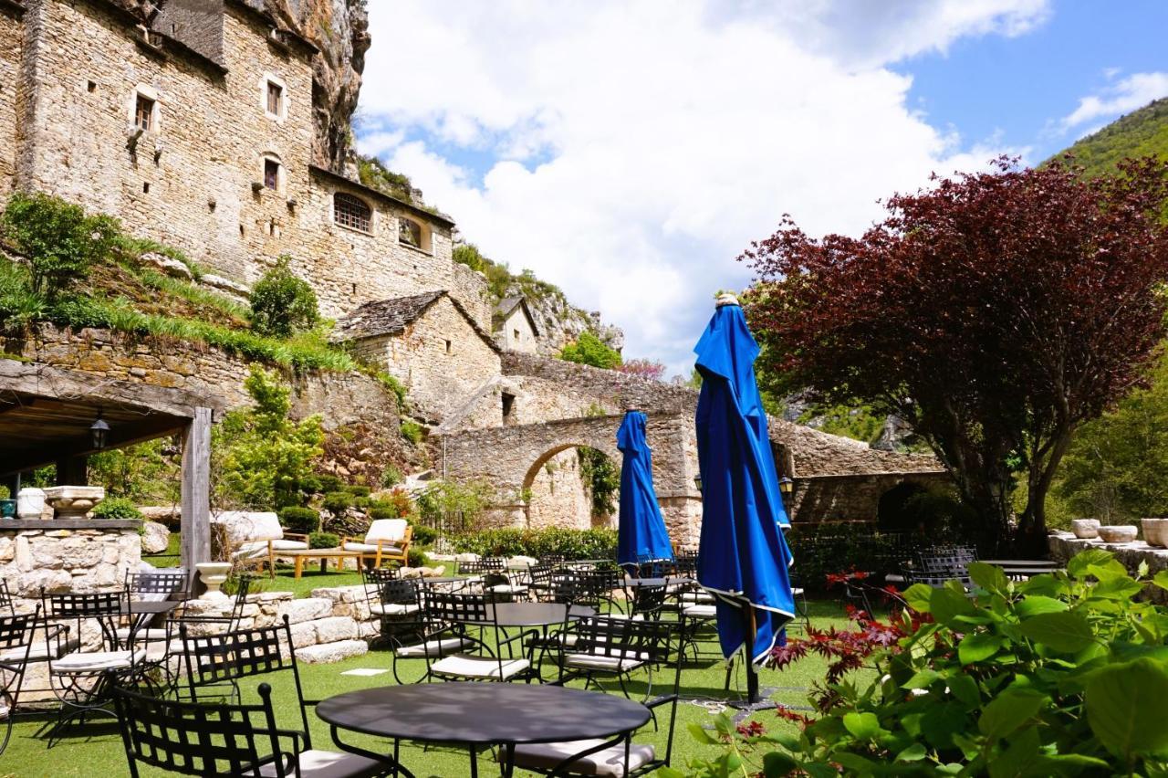 Hotel-Restaurant Le Manoir De Montesquiou La Malene Exterior photo
