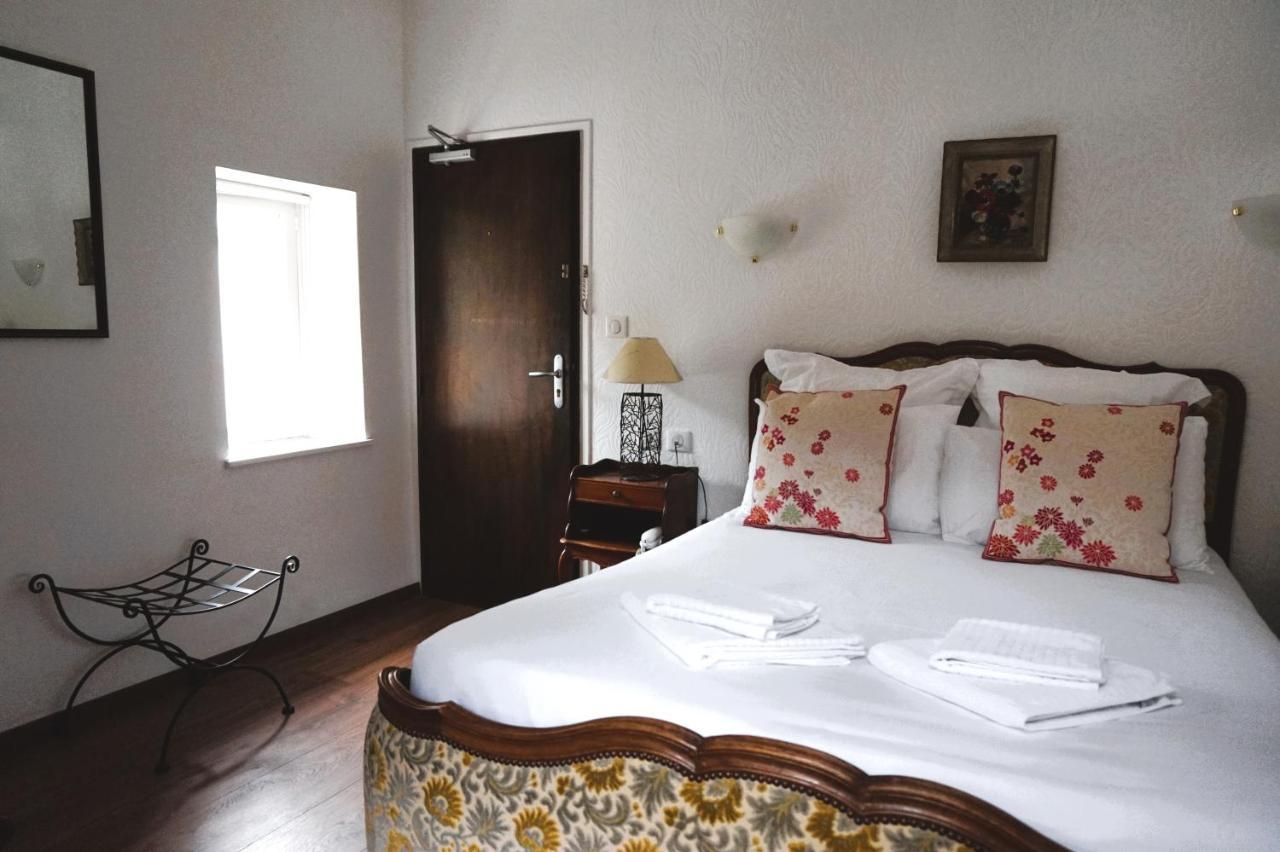 Hotel-Restaurant Le Manoir De Montesquiou La Malene Room photo